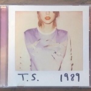 Taylor Swift 1989 Album CD